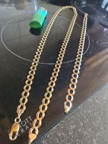 Gold chain and bracelet