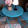 garden table and 2 chairs Image 2
