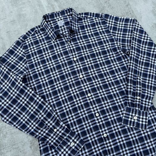 Eleventy long sleeved linen shirt