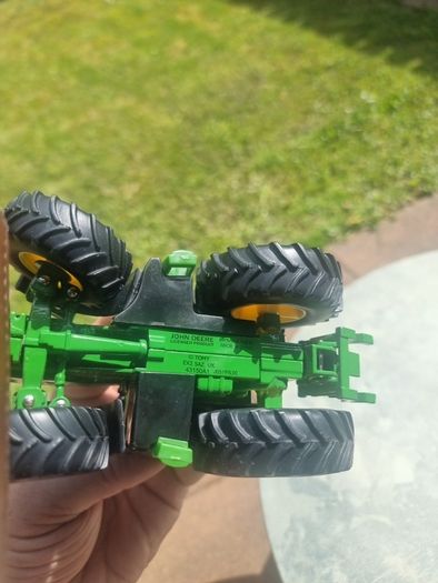 Britains 43150 - John Deere Tractor, 6195 M