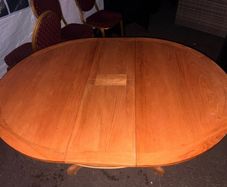 Extendable Wooden Dining Table &  6 Chairs