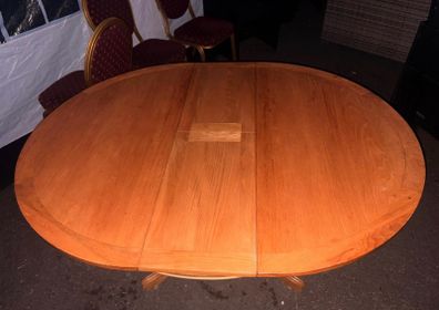 Extendable Wooden Dining Table &  6 Chairs