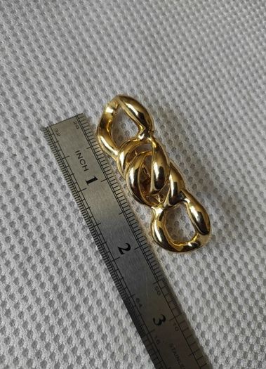 brooch