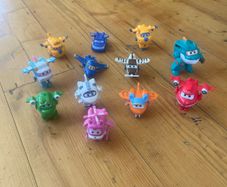 12 small Supewings