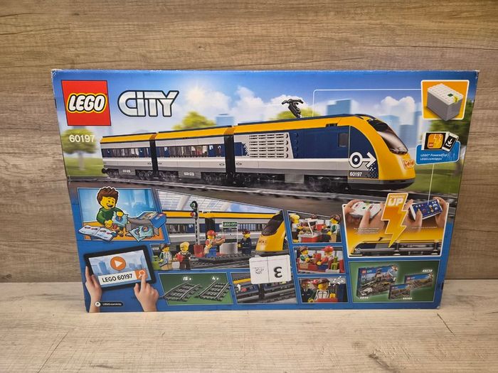 Lego 60197 City Passenger Train