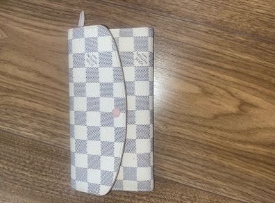 Louis Vuitton purse