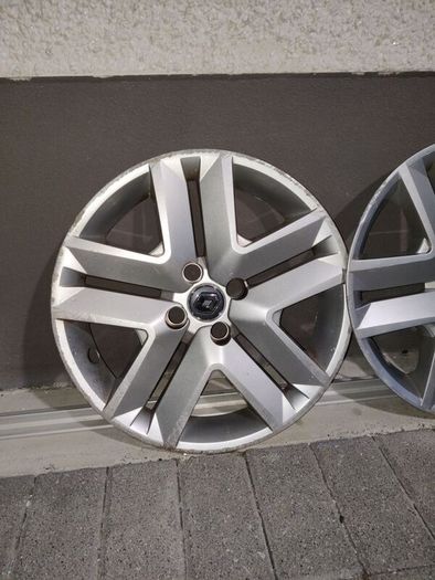 Renault Clio wheel hubs R16