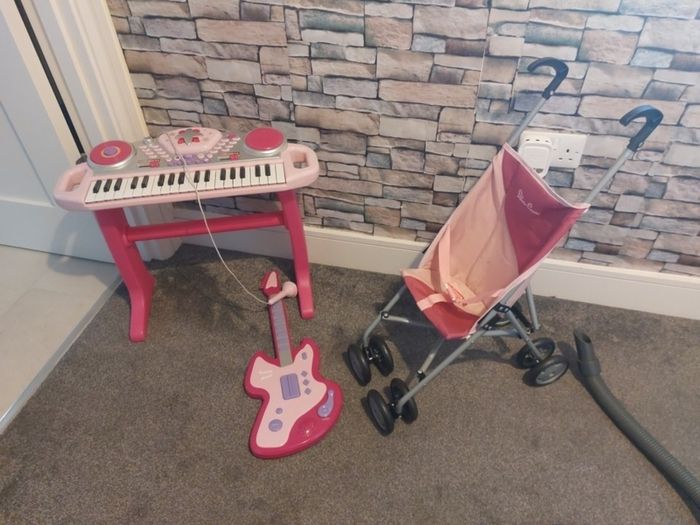 Girls toys