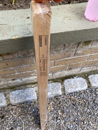 Clothes hanger