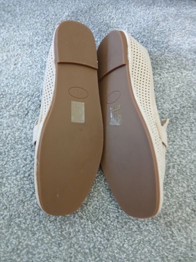 Ladies Flats