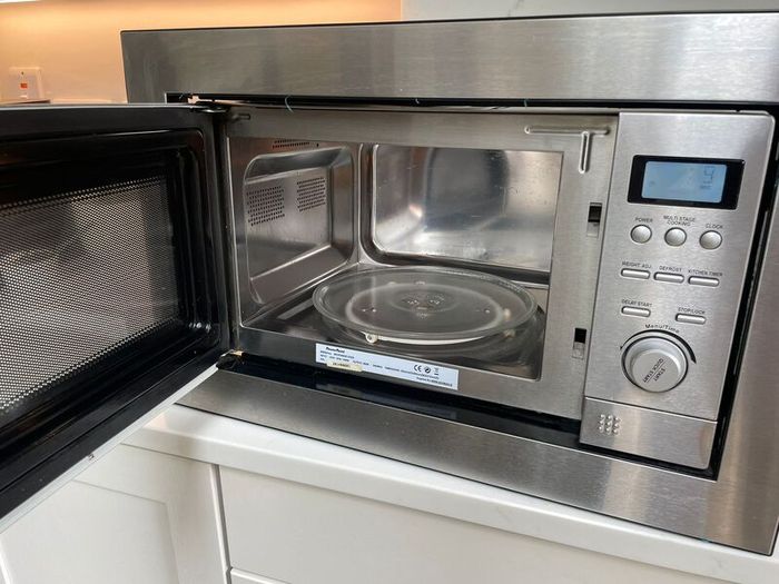 Powerpoint Integrated microwave