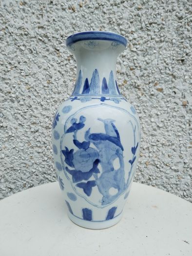 Ming Vase Replica - Suit Home, Hotel / Cafe / Pub / as Decorative Piece - Collectors Vase With Beautiful Design