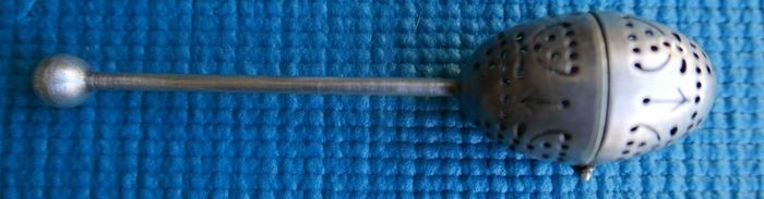 Edwardian  Silver Plated Tea Infuser