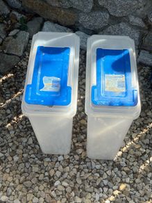 Storage containers