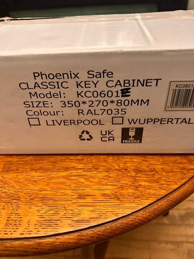 Key Cabinet. 40key. Electronic code lock. Brand new