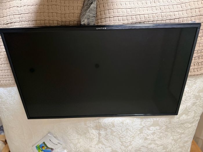 Bauhn 40" Full Hd Led Smart Tv - With Manual