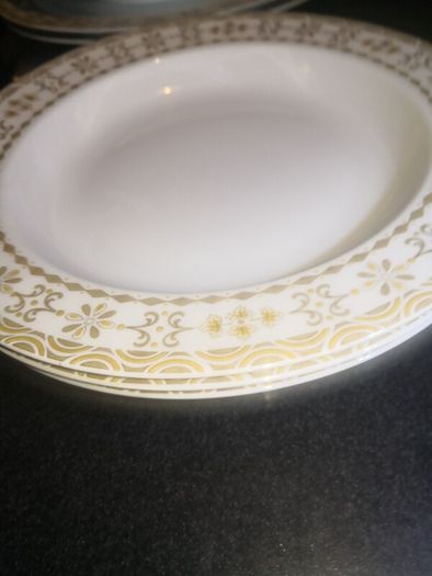 Very fine porcelain Bavarian dinner set 14pc