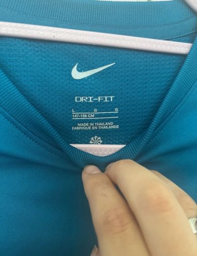boys nike top