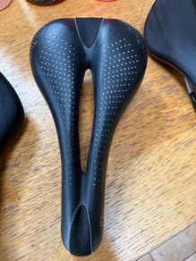 road bike saddle