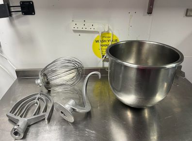 20L Commercial Mixer bowl with 3 attachments