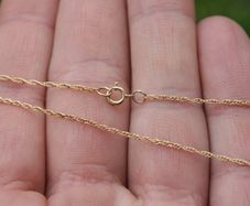Vintage Solid 9k Yellow Gold 1,1g