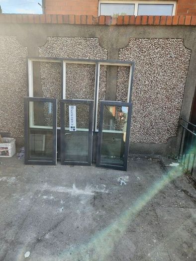 Carlson (Outline) aluclad triple glazed window