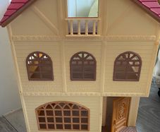 sylvanian family cedar terrace house