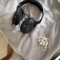 Sennheiser wired headphones