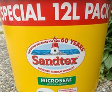Pure Brilliant White Masonry Paint