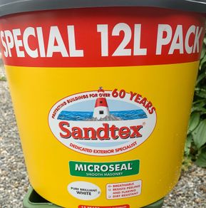 Pure Brilliant White Masonry Paint