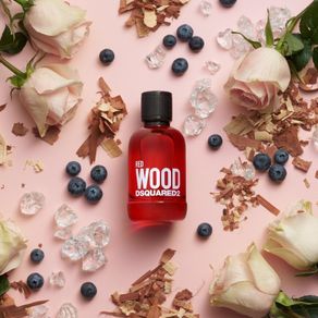 Red wood Dsquared2 perfume nearly full