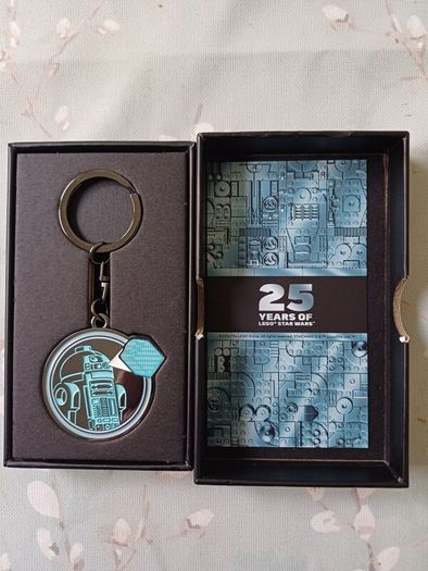 Lego 25th anniversary coin key chain star wars