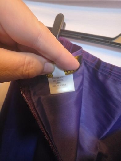 size 22 Gina Bacconi skirt