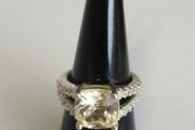 Sterling Silver Sparkling Cubic Zirconia  Cocktail Ring