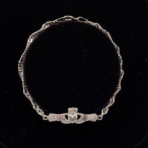 Sterling Silver Claddagh Bracelet