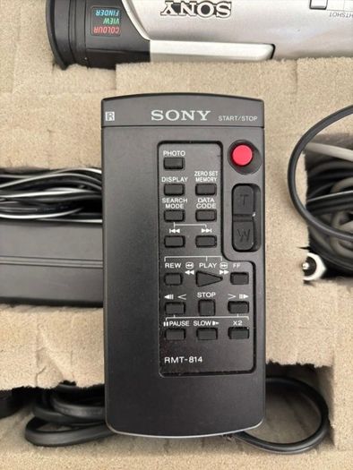 Sony Digital 8 Video Camera DCR-TRV420E