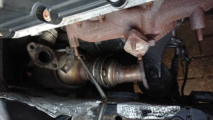 Audi 2.0tdi 140hp BRE engine. A4 b7 a6 c6 2.0tdi oil pump upgrade kit, injectors, turbo, clutch, R18 sline wheels, EGR, alternator, parts, leather seats, breaking
