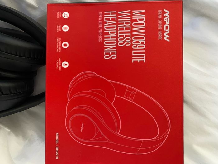 Bluetooth headphones