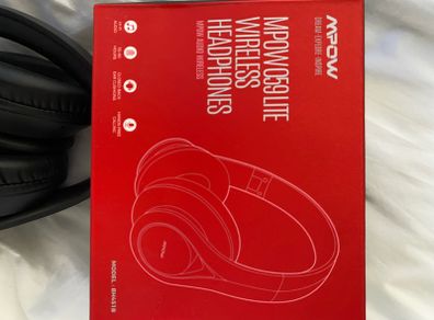 Bluetooth headphones