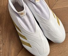 Adidas Predator soccer shoes UK6