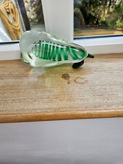 Glass paperweight