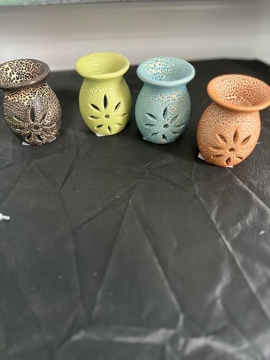 Lovely ceramic oil burner