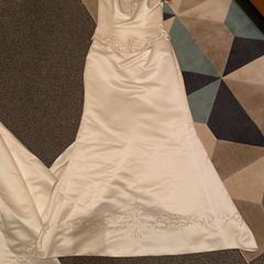 wedding dress