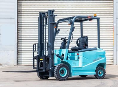 NEW KGX KF25 Lithium Powered Electric Forklift 2.5