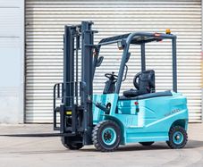 NEW KGX KF25 Lithium Powered Electric Forklift 2.5