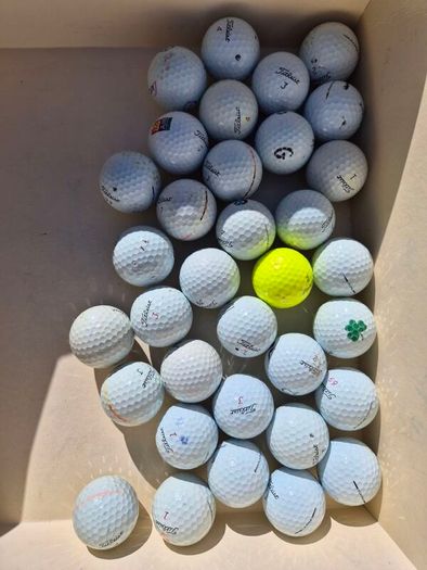 Pro v golf balls