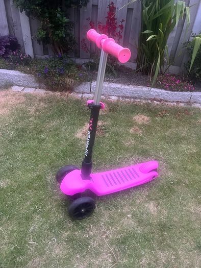 iSporter XL 3 Wheel Kids Scooter - Pink - Excellent Condition