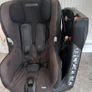 Max-Axiss baby's car seat Image 2