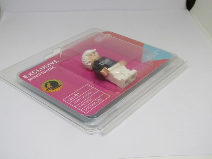 Lego Official Licensed CCXP Minifigure Exclusive Licensed Minifigure Of The CCXP Series With Black Torso The Figure Was Issued At The CCXP Comic Con Experience 2019 In Cologne And Limited Number Of 500 Pieces Made