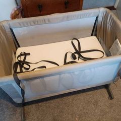 Graco Sweet2Sleep Bedside Crib Oatmea